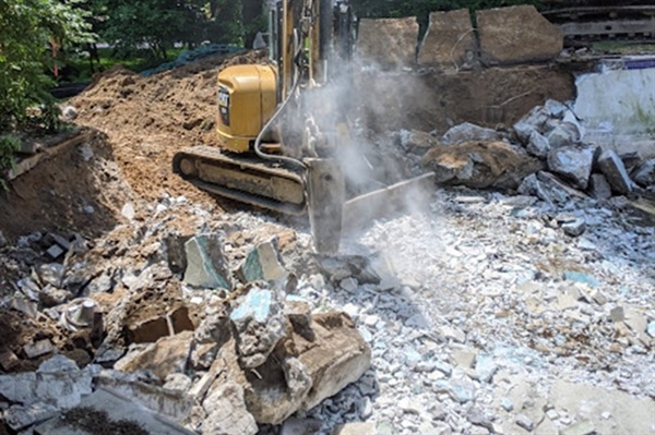 How Michigan Soil Types Affect Pool Removal Results