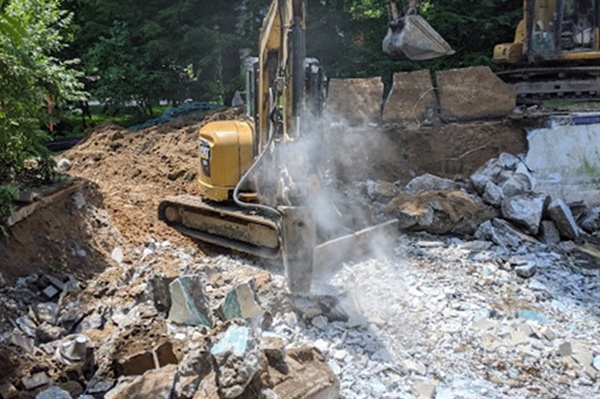 What’s the Typical Cost Range for Pool Removal in Michigan?
